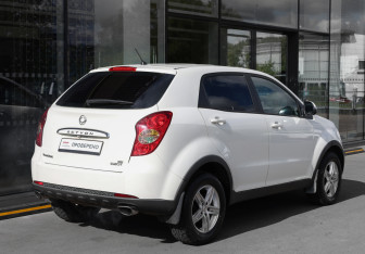 Подержанный автомобиль SsangYong Actyon 2011 года (5 фото)