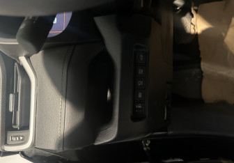 Новый Toyota RAV4 2025 (7 фото)