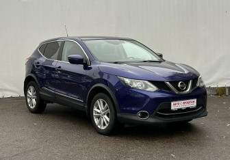 Подержанный автомобиль Nissan Qashqai 2015 года (3 фото)