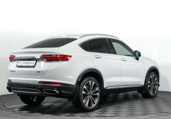 Подержанный автомобиль Geely Tugella 2021 года (5 фото)