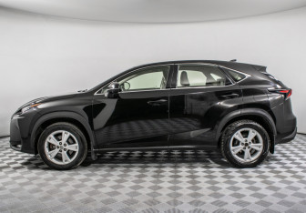 Подержанный автомобиль Lexus NX 2015 года (8 фото)