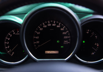 Подержанный автомобиль Lexus RX 2007 года (9 фото)