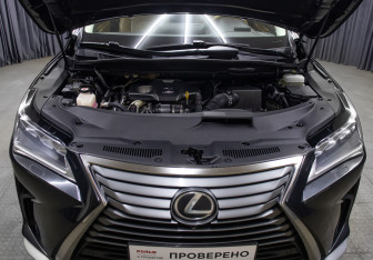 Подержанный автомобиль Lexus RX 2017 года (9 фото)