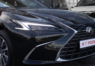 Новый Lexus ES 2025 (4 фото)