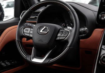 Новый Lexus LX 2025 (14 фото)