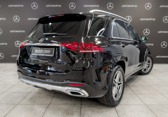 Подержанный автомобиль Mercedes-Benz GLE 2019 года (5 фото)