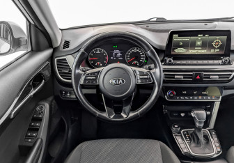 Подержанный автомобиль Kia Seltos 2021 года (21 фото)
