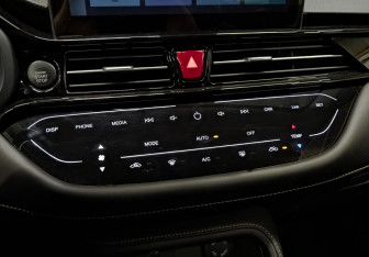 Новый Москвич 3 2023 (29 фото)