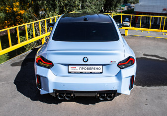 Подержанный автомобиль BMW M2 2023 года (6 фото)