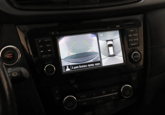 Подержанный автомобиль Nissan X-Trail 2018 года (14 фото)