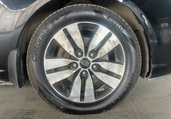 Подержанный автомобиль Kia Cerato Sedan 2013 года (19 фото)