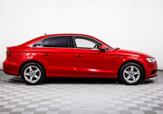 Подержанный автомобиль Audi A3 Sedan 2019 года (4 фото)