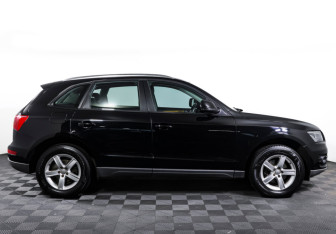 Подержанный автомобиль Audi Q5 2012 года (4 фото)