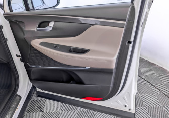 Подержанный автомобиль Hyundai Santa Fe 2020 года (26 фото)