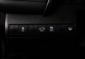 Подержанный автомобиль Toyota Camry Sedan 2021 года (17 фото)