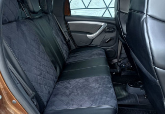 Подержанный автомобиль Renault Duster 2012 года (21 фото)