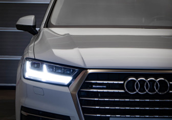 Подержанный автомобиль Audi Q7 2019 года (37 фото)