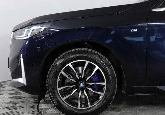 Подержанный автомобиль BMW X3 2025 года (8 фото)