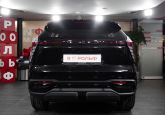 Новый Geely Atlas 2025 (5 фото)