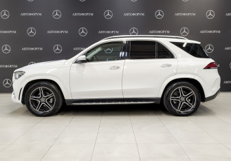Подержанный автомобиль Mercedes-Benz GLE 2021 года (8 фото)