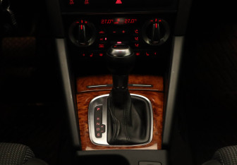 Подержанный автомобиль Audi A3 Hatchback 2012 года (8 фото)