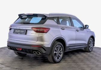 Подержанный автомобиль Geely Coolray 2022 года (5 фото)