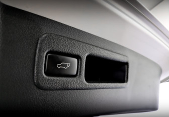 Подержанный автомобиль Lexus NX 2015 года (25 фото)