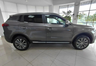 Подержанный автомобиль Geely Atlas Pro 2023 года (4 фото)
