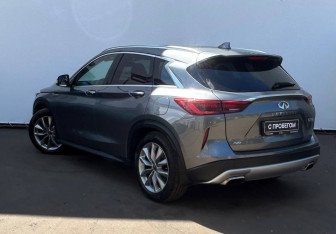 Подержанный автомобиль Infiniti QX50 2019 года (6 фото)