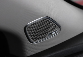 Подержанный автомобиль Omoda C5 2024 года (16 фото)