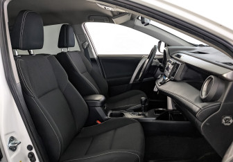 Подержанный автомобиль Toyota RAV4 2019 года (23 фото)