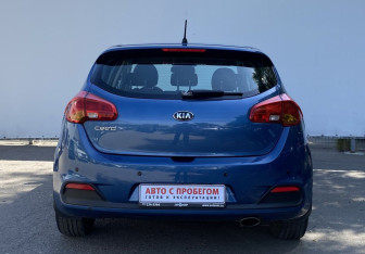 Подержанный автомобиль Kia Ceed Hatchback 2014 года (6 фото)