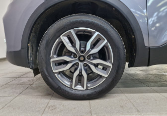 Подержанный автомобиль Chery Tiggo 4 2022 года (12 фото)