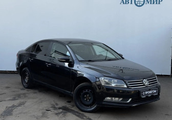 Подержанный автомобиль Volkswagen Passat Sedan 2012 года (3 фото)