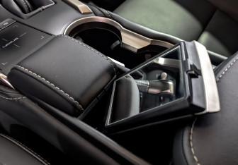 Подержанный автомобиль Lexus NX 2021 года (25 фото)