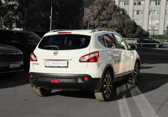 Подержанный автомобиль Nissan Qashqai 2011 года (4 фото)