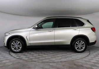 Подержанный автомобиль BMW X5 2016 года (5 фото)