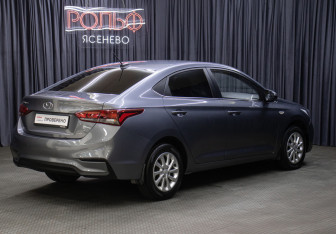 Подержанный автомобиль Hyundai Solaris Sedan 2019 года (5 фото)