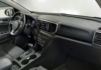 Подержанный автомобиль Kia Sportage 2021 года (20 фото)