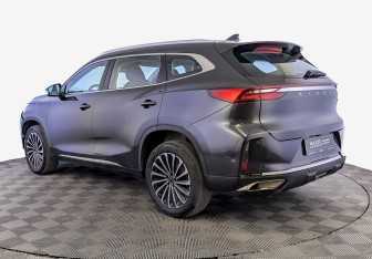 Подержанный автомобиль Exeed TXL 2022 года (7 фото)