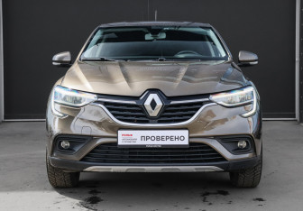 Подержанный автомобиль Renault Arkana 2019 года (2 фото)