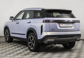 Подержанный автомобиль Jaecoo J7 2023 года (7 фото)