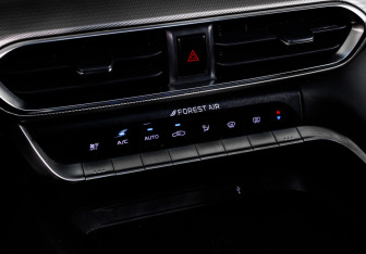 Подержанный автомобиль Changan UNI-T 2024 года (20 фото)