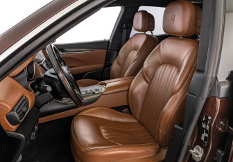 Подержанный автомобиль Maserati Levante 2017 года (20 фото)