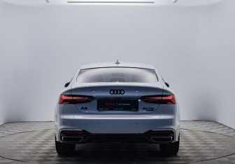 Подержанный автомобиль Audi A5 Liftback 2020 года (4 фото)
