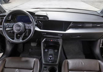 Подержанный автомобиль Audi A3 Sedan 2021 года (14 фото)