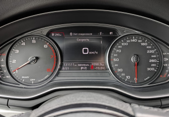 Подержанный автомобиль Audi A4 allroad 2019 года (16 фото)