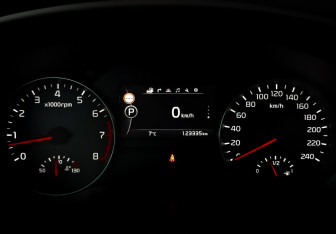 Подержанный автомобиль Kia Sportage 2016 года (13 фото)