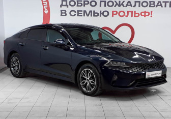 Подержанный автомобиль Kia K5 2021 года (3 фото)