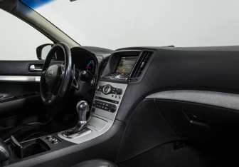 Подержанный автомобиль Infiniti G Sedan 2009 года (9 фото)